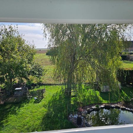 Au Nid Des Champs, Agreable Chambre D'Hotes, Proche De Chartres Dammarie  Екстериор снимка